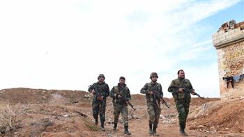   إصابة 12 جنديا سوريّا بقصف وقنص في إدلب واللاذقية