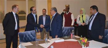   محافظ المنيا يستقبل السفير البريطاني لدعم العلاقات الثنائية وتعزيز التعاون