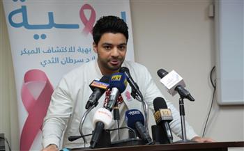   تفاصيل زيارة المطرب أحمد جمال لمستشفى بهية