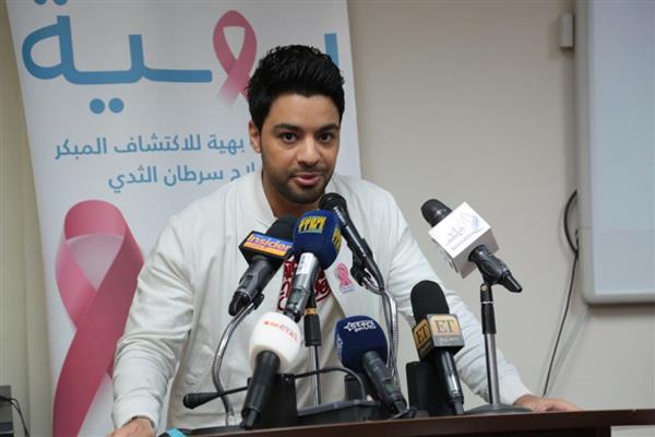 تفاصيل زيارة المطرب أحمد جمال لمستشفى بهية