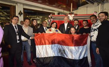   وفد الشباب المصري يشعل أجواء مهرجان مسرح الشارع الشبابي بعرض «لضم الخيط»
