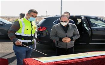 السيسى يتفقد طرق ومحاور شرق القاهرة