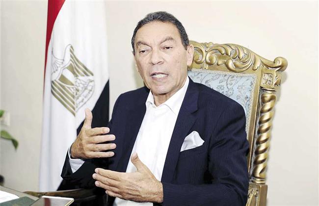 هاني الناظر يوضح هل يوجد علاج لتساقط الشعر لمرضى السرطان؟