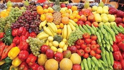أسعار الخضروات والفاكهة اليوم السبت 5 مارس 2022
