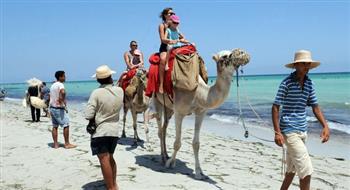   تونس وبريطانيا تبحثان استعادة النشاط السياحى 