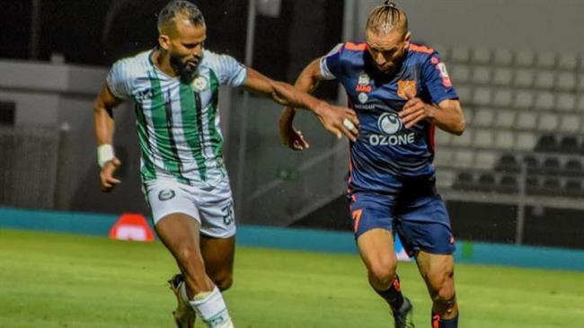 الدفاع الحسنى يتعادل مع أولمبيك خريبكة بدون أهداف بالدورى المغربى