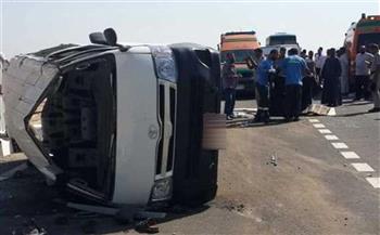   إصابة سائق في حادث انقلاب ميكروباص بجسر السويس