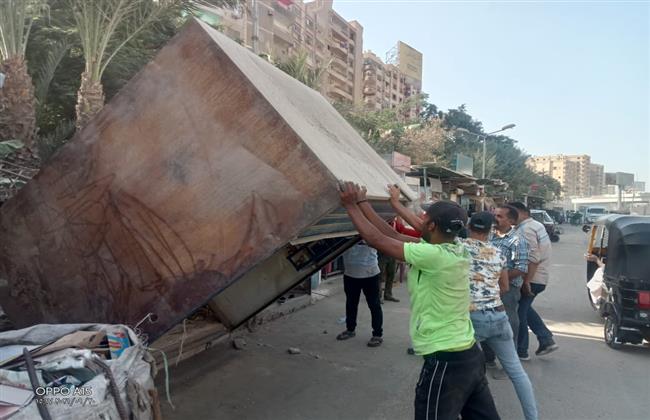 إزالة 73 إشغال طريق من شوارع رشيد بالبحيرة