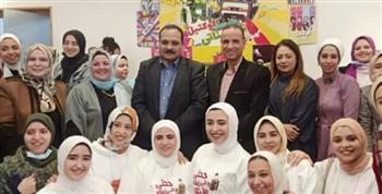 افتتاح معرض «نوستالجيا تسعيناتى» بجامعة بنها