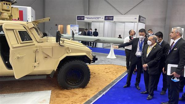وزير الدولة للإنتاج الحربي يبحث التعاون مع «Poly Defence» الصينية