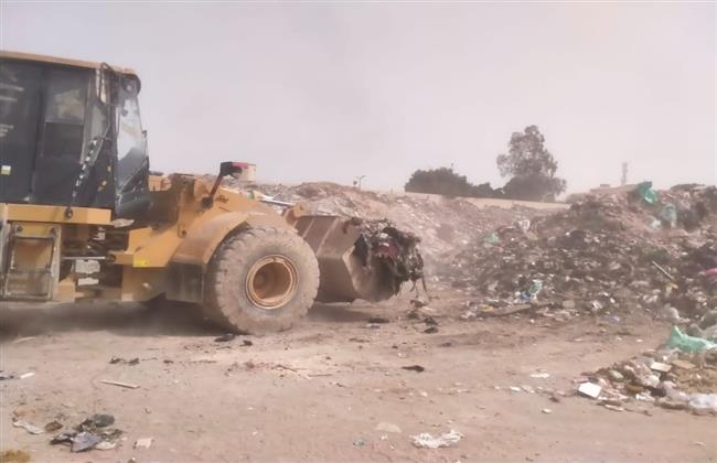 حملة بأحياء المنطقة الجنوبية بالقاهرة لرفع مخلفات البناء