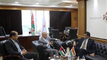   وزير الاستثمار الأردني وسفير مصر يبحثان تعزيز العلاقات الثنائية