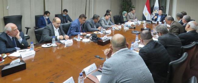 معيط: لازم نزرع ونصنع كل احتياجاتنا حتى لا نستورد التضخم من الخارج 
