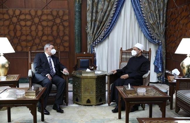 شيخ الأزهر يستقبل المستشار بولس فهمي ويهنئه برئاسة المحكمة الدستورية العليا