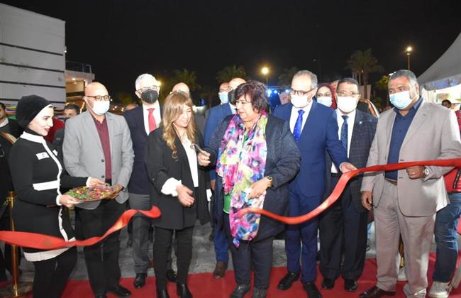 وزيرة الثقافة تفتتح معرض «داندي مول الأول للكتاب»