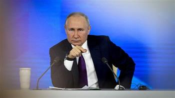   الاستخبارات الأمريكية: بوتين معزول ومحبط وغاضب