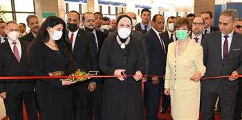   وزيرة التجارة والصناعة تفتتح فعاليات الدورة الـ55 لمعرض القاهرة الدولي