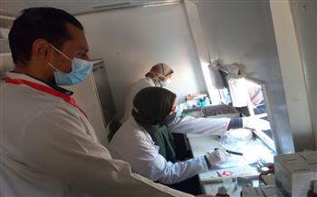   الكشف على 2000 مواطناً خلال قافلة طبية مجانية  بمركز كوم حمادة