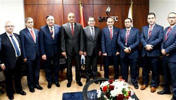 وزير البترول يفتتح منظومة المراقبة والتحكم عن بعد لمحطات تموين الغاز