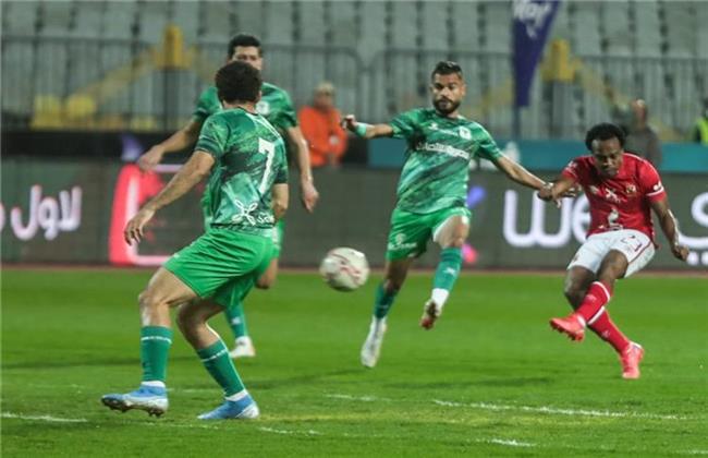 المصري يحقق المفاجأة ويتغلب على الأهلي بهدف في الدوري