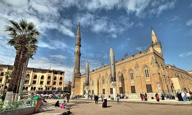 ذكرى العاشر من رمضان.. الأوقاف تحتفل اليوم بمسجد الحسين