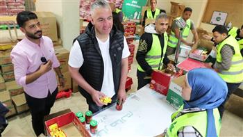   سيف زاهر يشارك «مصر الخير» في تعبئة كراتين رمضان ضمن حملة إفطار صائم