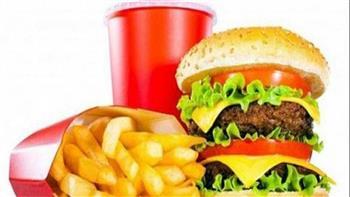 "القومي للبحوث": الوجبات السريعة في رمضان تتسبب في هذه الأمراض