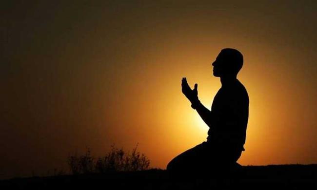 طريقة أداء صلاة التسابيح.. 300 تسبيحة فى 4 ركعات