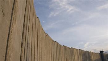   "الكابينت" الإسرائيلي يوافق على بناء سياج بطول 40 كم شمال الضفة الغربية