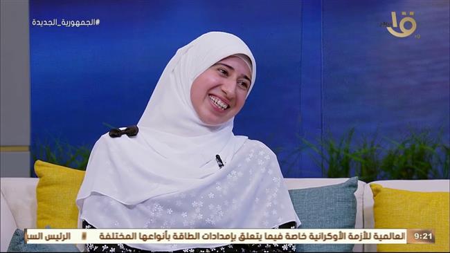 منشدة تبهر الجميع بقصيدة فى السيدة زينب.. شاهد
