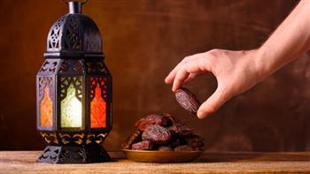   حكم إفطار المرأة التي ترضع في رمضان