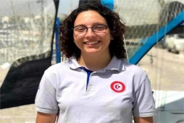 تشييع جثمان لاعبة منتخب تونس للشراع آية قزقز بعد غرق قاربها 