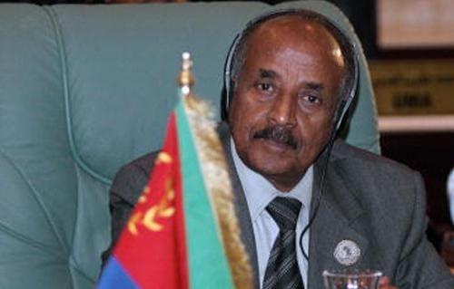 البرهان يتسلم رسالة خطية من الرئيس الإريتري تتعلق بالعلاقات الثنائية بين البلدين