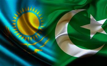   باكستان وكازاخستان تتفقان على تعزيز الروابط التجارية والدفاعية