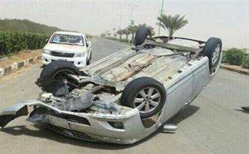   إصابة شخصين في انقلاب سيارة على الطريق الصحراوي الغربي بسوهاج