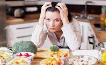   علماء يكتشفون وجود ارتباط بين الإكتئاب والنظام الغذائي