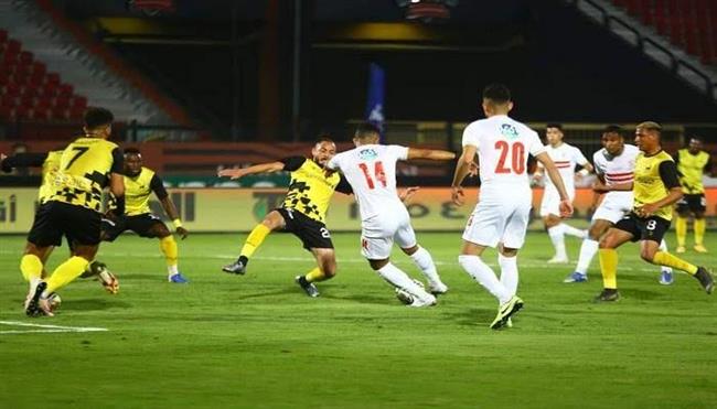 الزمالك يتصدر الدوري مؤقتًا بتعادل سلبي مخيب للأمال مع فاركو
