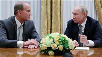   زيلينسكي يعرض على روسيا تبادل الملياردير المقرّب من بوتين بالأسرى الأوكرانيين
