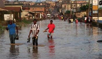   ارتفاع حصيلة قتلى الأمطار الغزيرة في جنوب أفريقيا إلى 60 شخصا
