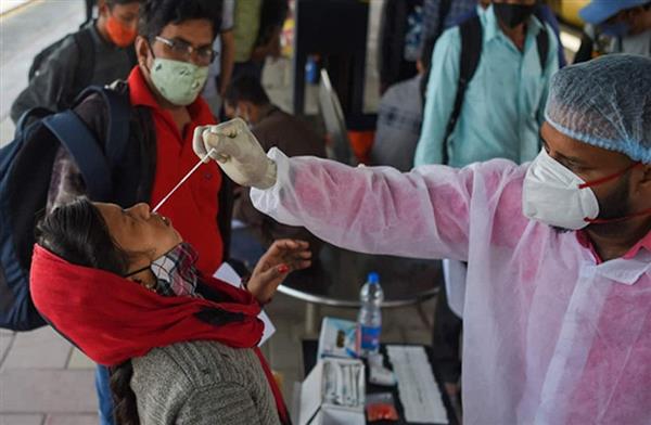 الهند تُسجل 1007 إصابات جديدة بفيروس بكورونا