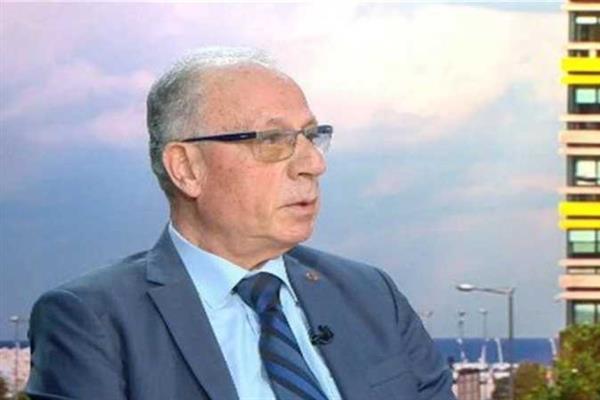 وزير الدفاع اللبناني يزور المحكمة العسكرية ويثني على التكامل بين القضاة المدنيين والضباط