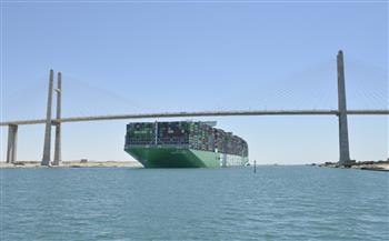   قناة السويس تشهد عبور السفينة العملاقة "EVER ARM" برحلتها البحرية الأولى