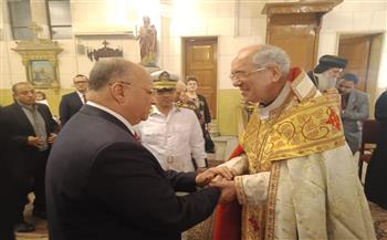   محافظ القاهرة يحضر احتفال بطريركية الأرمن الكاثوليك بعيد القيامة 
