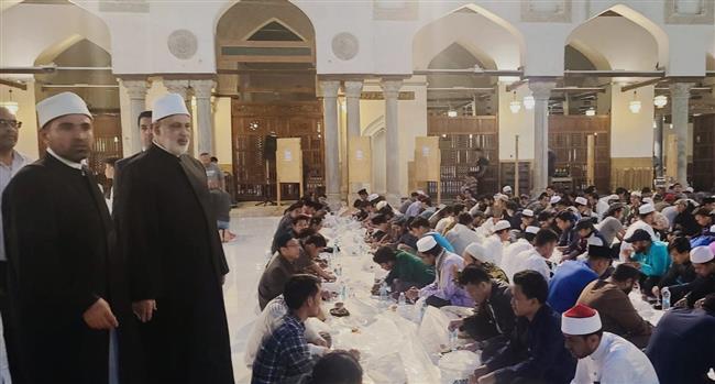 وكيل الأزهر: زيادة دعوات الإفطار الجماعي للطلاب الوافدين إلى 1500 دعوة
