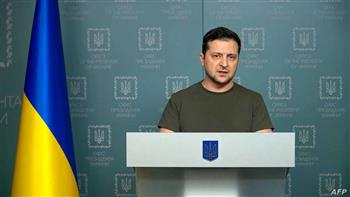   زيلينسكي: دعوت ماكرون لزيارة أوكرانيا ليتأكد من حصول إبادة جماعية