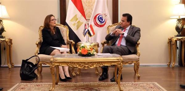 عبدالغفار يؤكد أهمية توسيع آفاق التعاون بين مصر وكوبا في الصحة والبحث العلمي