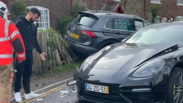 نجم مانشستر يونايتد يتعرض لحادث قبل مباراة ليفربول 