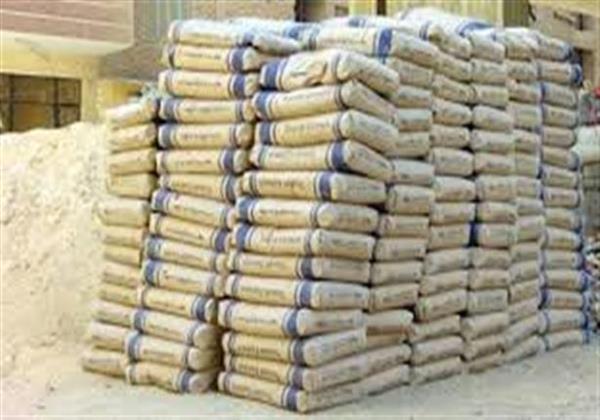 ضبط 50 طن أسمنت مجهول المصدر تم حجبه لرفع سعره بالإسكندرية