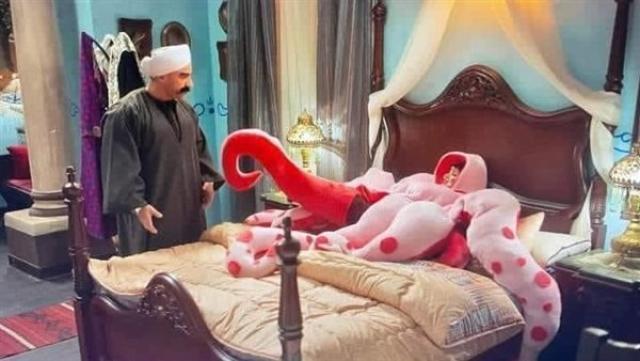 الكبير أوي 6 الحلقة 17 .. الكبير يضرب مربوحة 