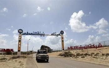   ربع الانتاج الليبي من النفط يتوقف بسبب هجوم على ميناء الزويتينة